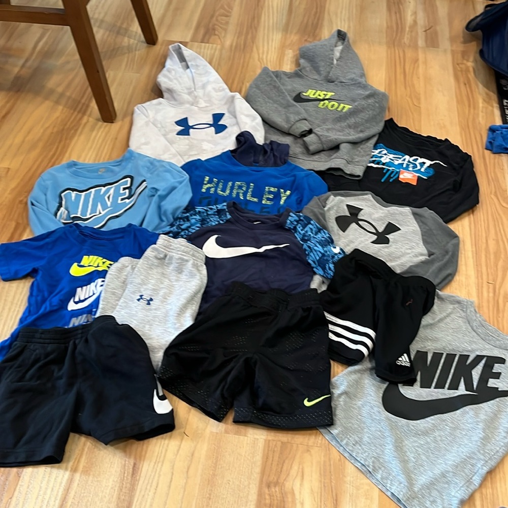 Nike/Under Armour Bundle